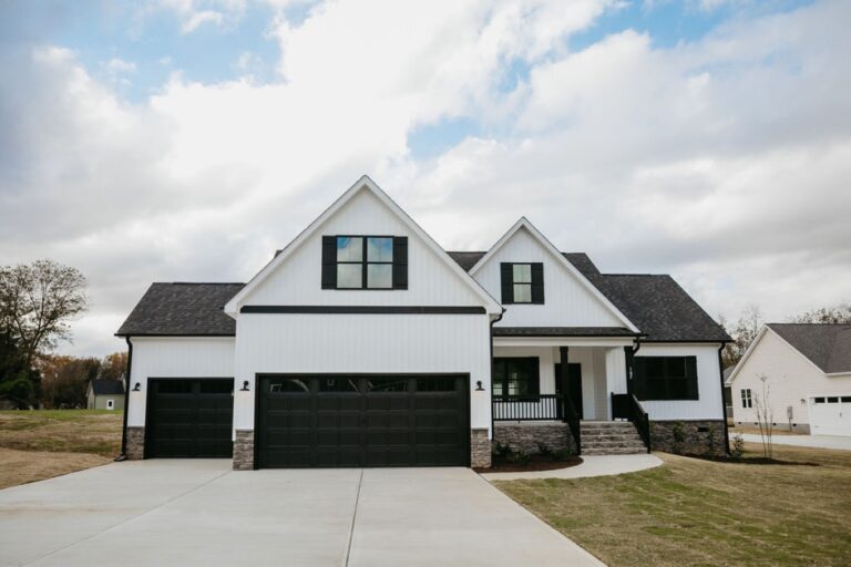 Exterior view of the Caleb Plan by Neuse River Homes
