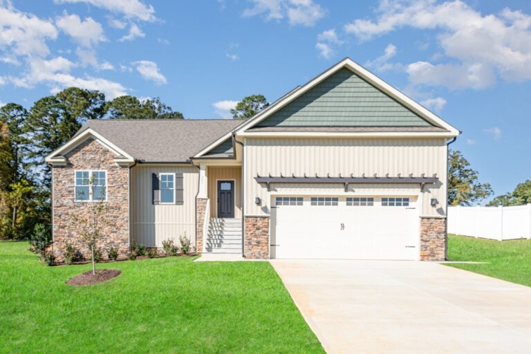 Exterior view of 201 Tee Drive in Selma NC in the Honaker Farms community built by Neuse River Homes