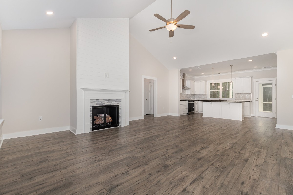 Interior view of 608 Tuscany Circle in Princeton NC in the Gander Lake community built by Neuse River Homes