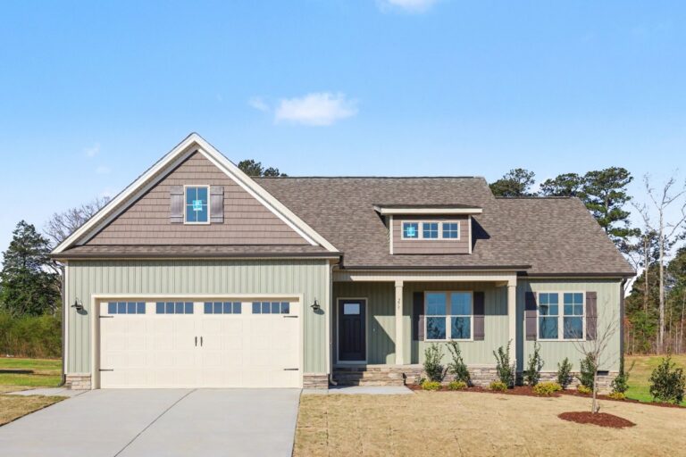 Move-In Ready Photos of 275 Tee Drive, Selma NC in the Honaker Farms Neighborhood built by Neuse River Homes