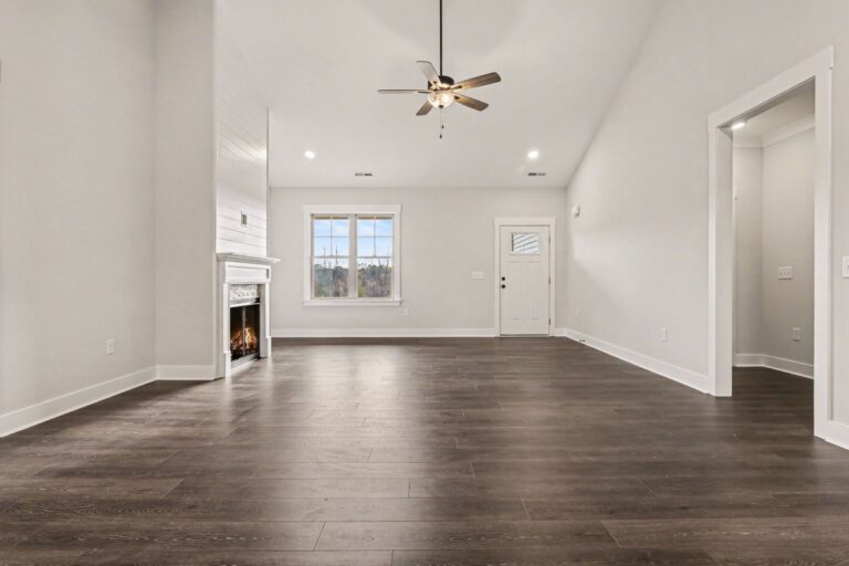 Move-In Ready Photos of 275 Tee Drive, Selma NC in the Honaker Farms Neighborhood built by Neuse River Homes